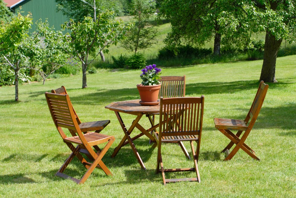 Houten tuinstoelen