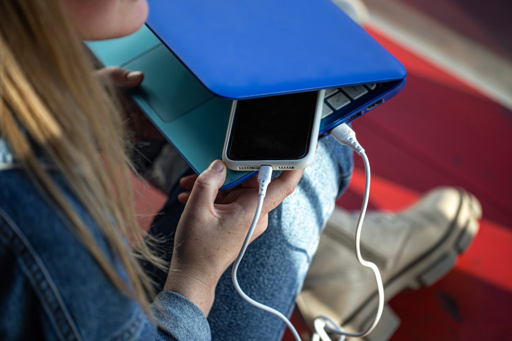 Met een powerbank op zak blijf je langer online